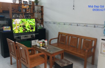 Bán gấp-38m2(4.4*9)- 2 lầu -Sát MT- Xe tải đổ cổng-Chỉ 3.3 tỷ.